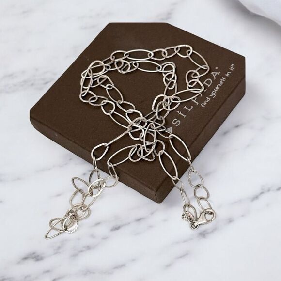 Silpada Retired N2109 “In the Loop” Necklace 31” long. Hammered Chain Links - Picture 4 of 11